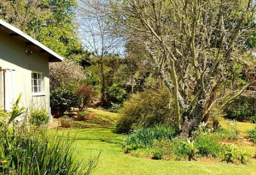 Pension L Orange Guesthouse