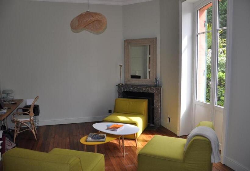 پانسیون Les Villas De La Ville D Hiver Palissy