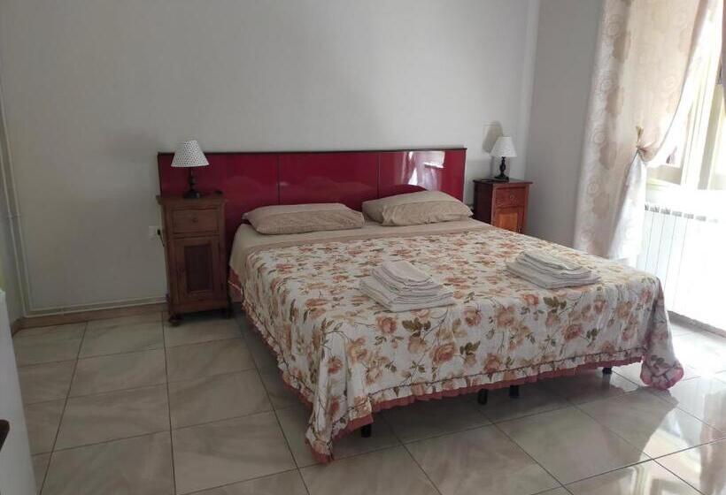 Pensjonat Traivicolidifoligno