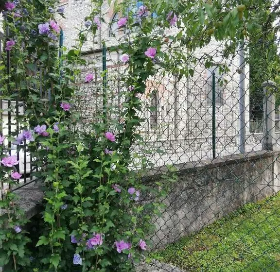 B&b Villa Rosella Appartamento Completo Di Camera Matrimoniale E 2 Letti Singoli