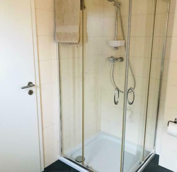 민박 Schwerelos Suite