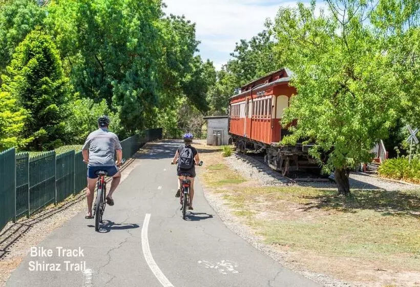 Aamiaismajoitus (B&B) Settlers Cottage