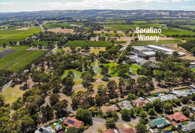 Aamiaismajoitus (B&B) Settlers Cottage