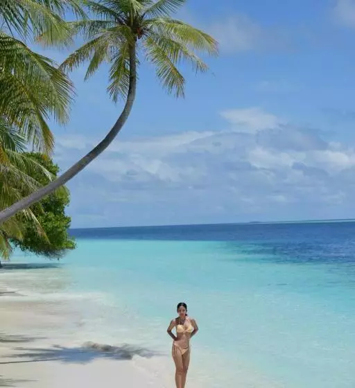 هتل Daisy Cottage Dhangethi