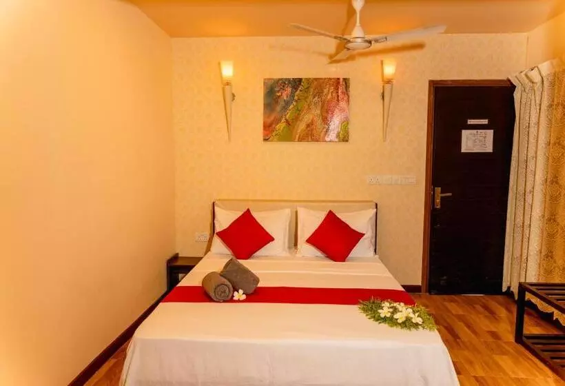 هتل Daisy Cottage Dhangethi