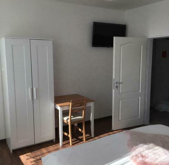 Отель Kronenhof