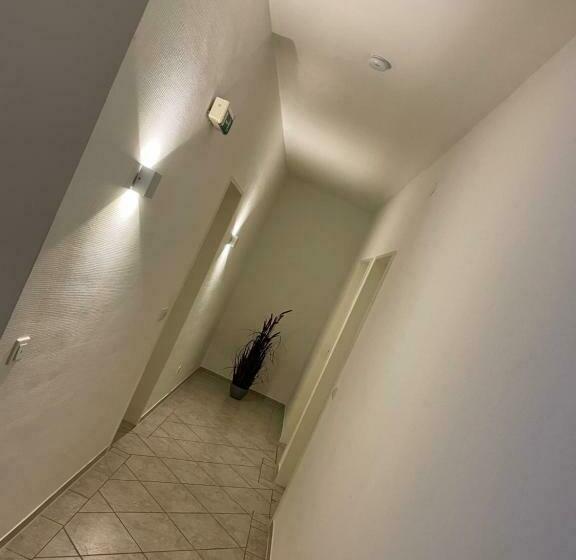 Отель Kronenhof