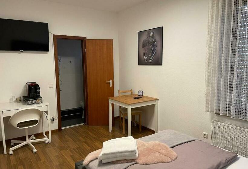 Отель Kronenhof