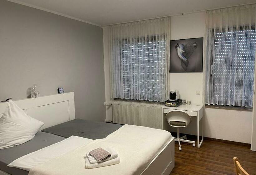 Отель Kronenhof