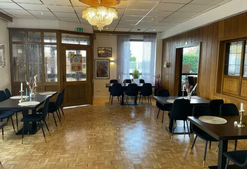 Отель Kronenhof