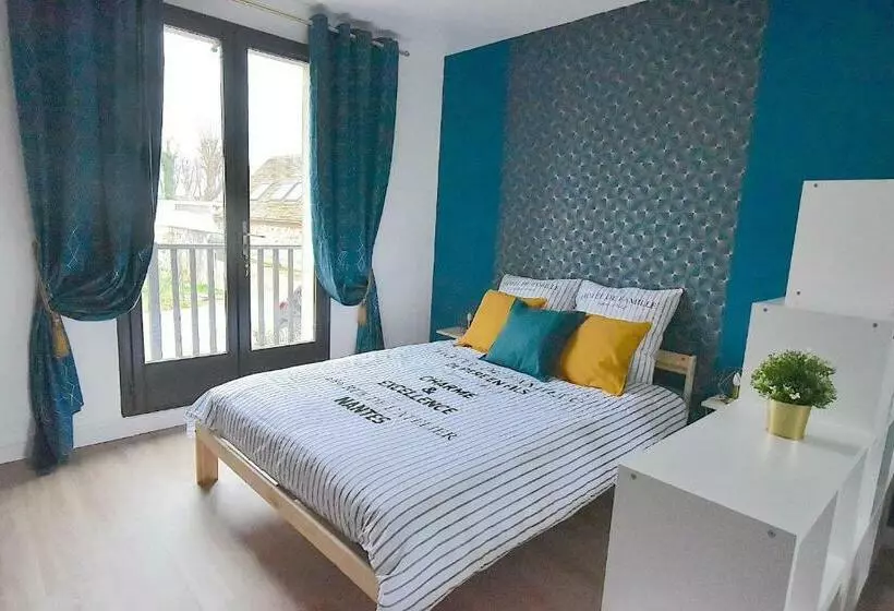 Hotelli Welcome Home