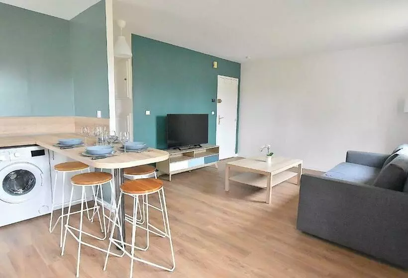 Hotelli Welcome Home