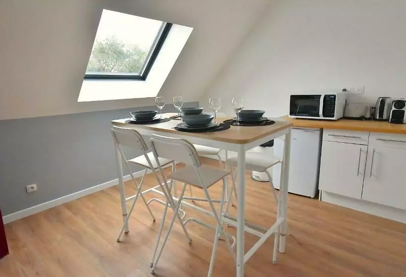 Hotelli Welcome Home