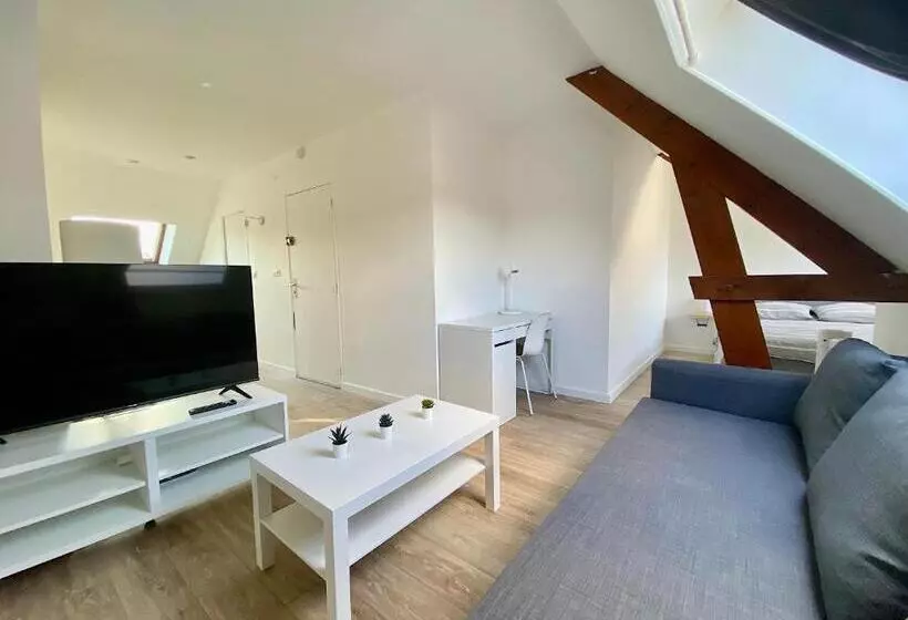 Hotelli Welcome Home