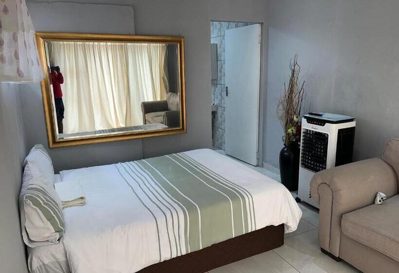 Пансион The Cottage