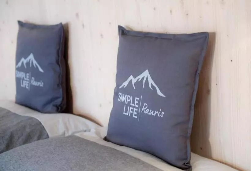 Simple Life Apartments