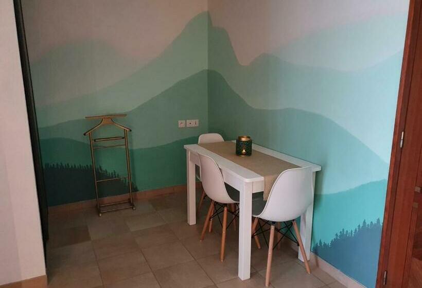 민박 Auverg Nature Chambre Combrailles