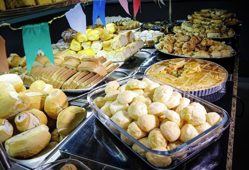 בית מלון כפרי San Rafain