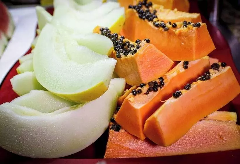 ホテル San Rafain