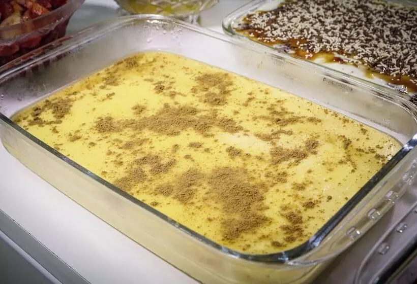 ホテル San Rafain