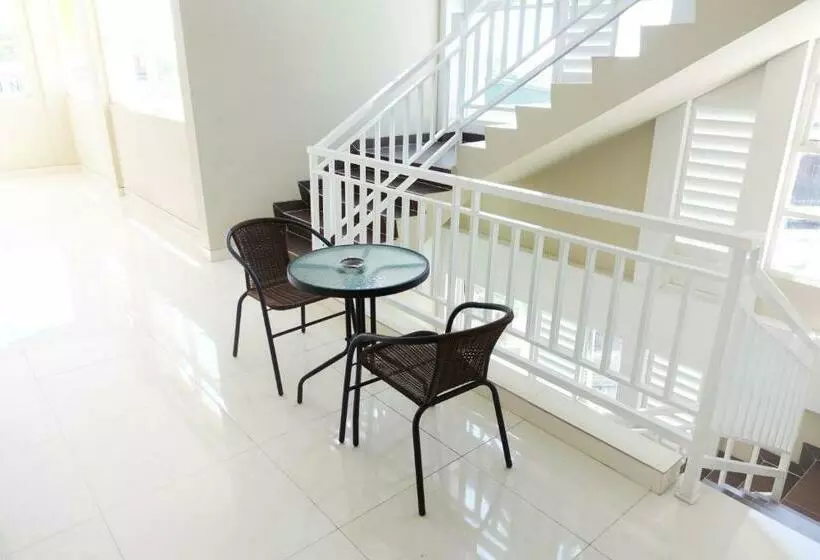 ペンション Kelir Residence