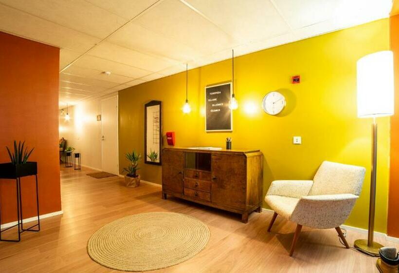 Kulkuri Hostellit Hämeenlinna