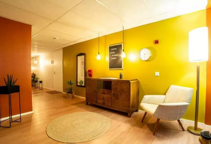 Kulkuri Hostellit Hämeenlinna
