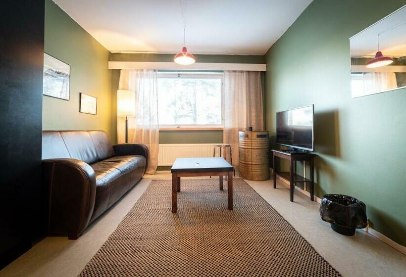 Kulkuri Hostellit Hämeenlinna