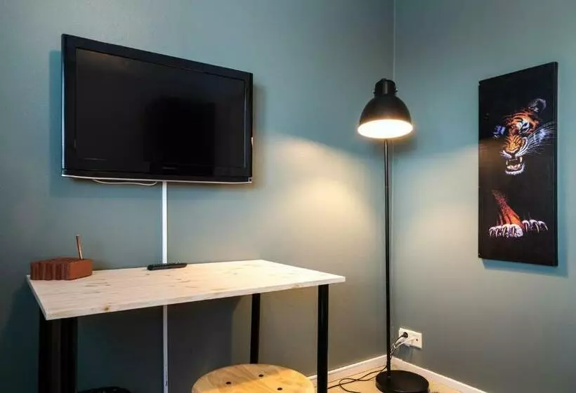 Kulkuri Hostellit Hämeenlinna
