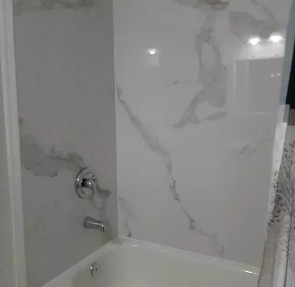 Majatalo Close To Center