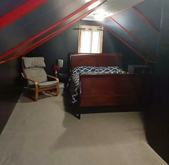 Majatalo Close To Center