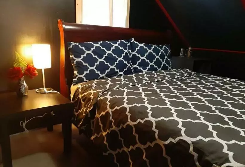 Majatalo Close To Center