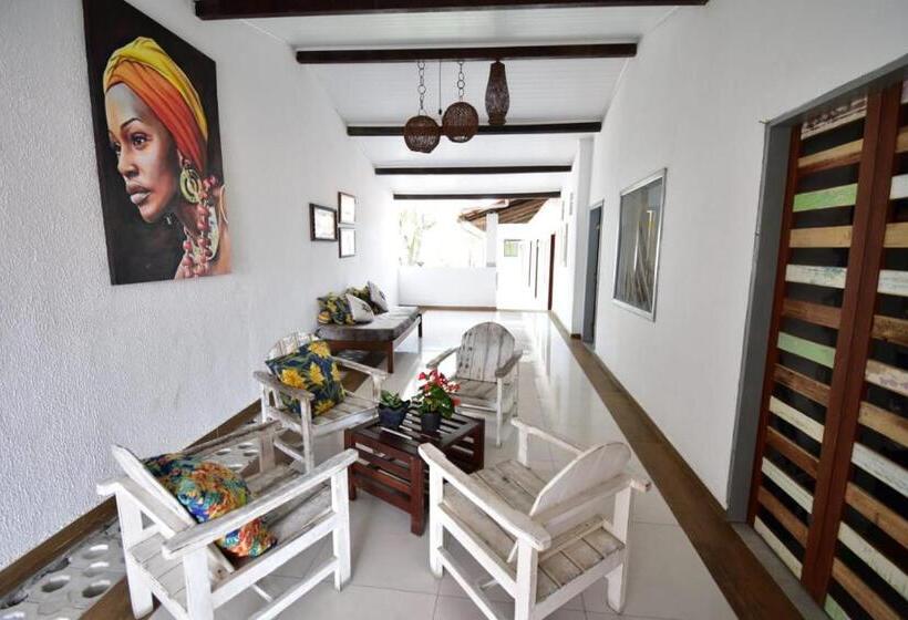 پانسیون Lux Pousada