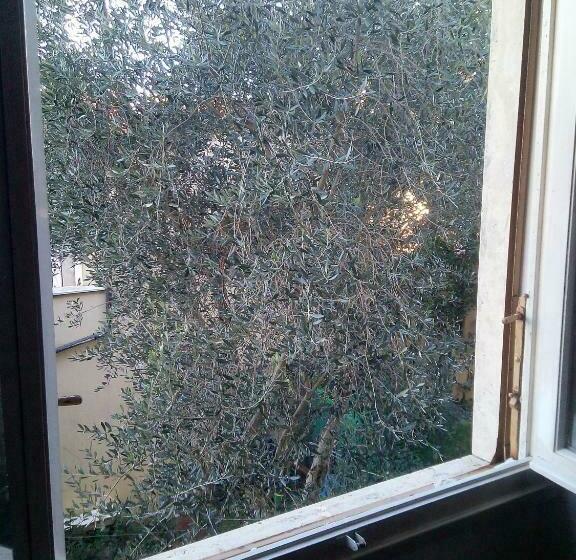 פנסיון Pippo House Scandicci