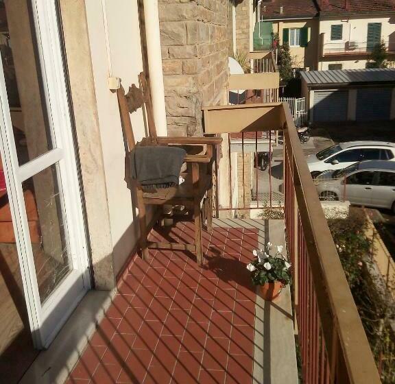 פנסיון Pippo House Scandicci