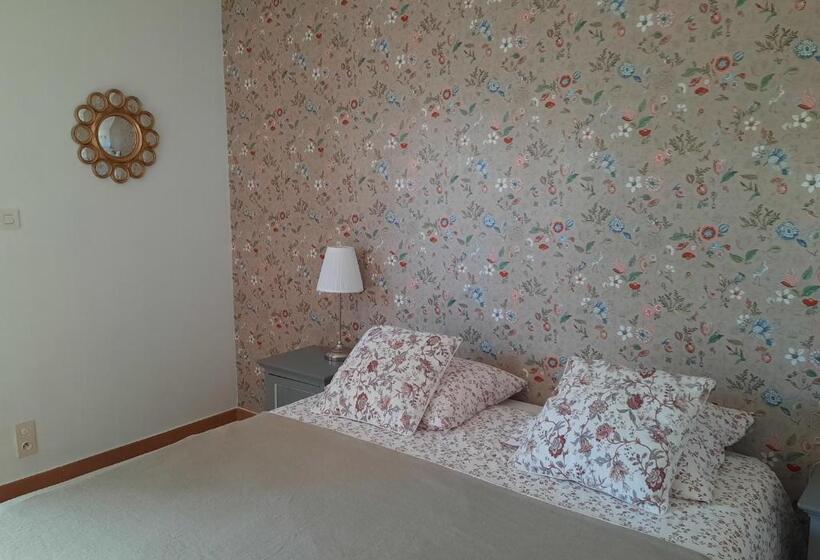 مبيت وإفطار Le Clos Des Chênes