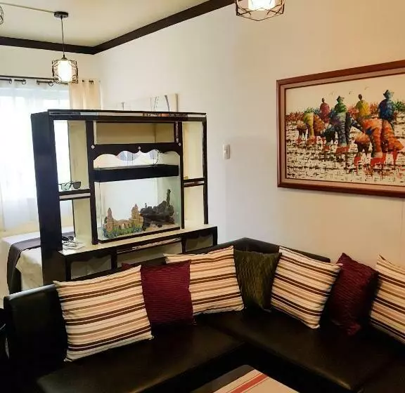 Centropolis Deluxe Couple Suite