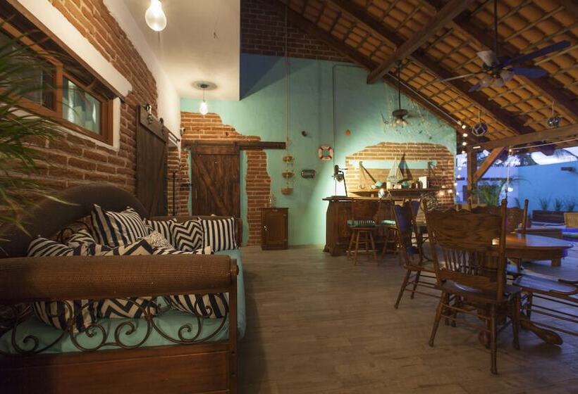 ホテル Aquamarina