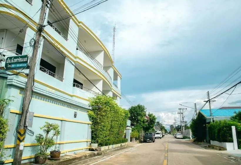 هتل N.p. Apartment