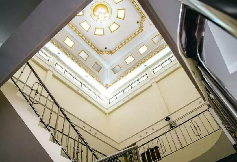 هتل N.p. Apartment