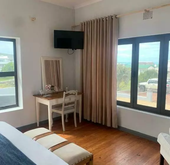 Majatalo Lighthouse Stay