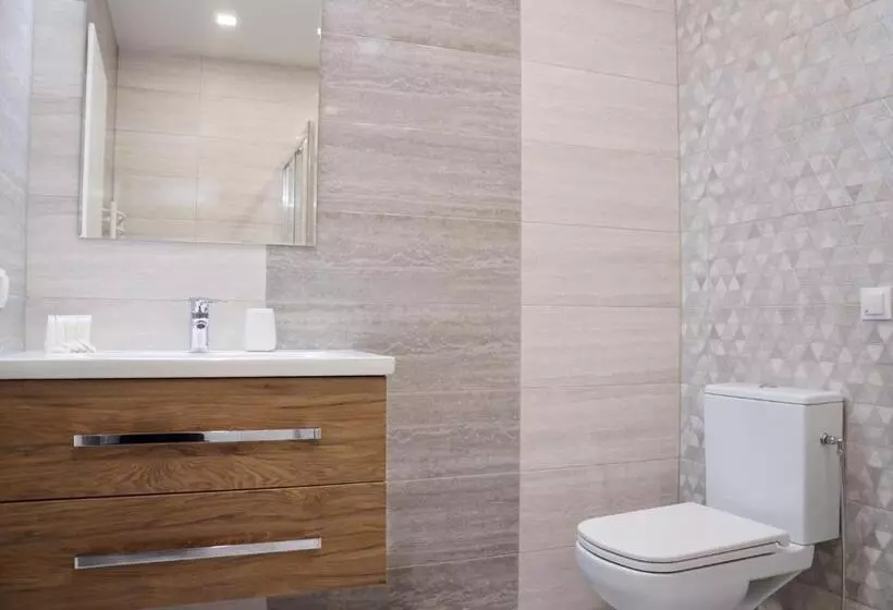 پانسیون Tip Tap Guest House