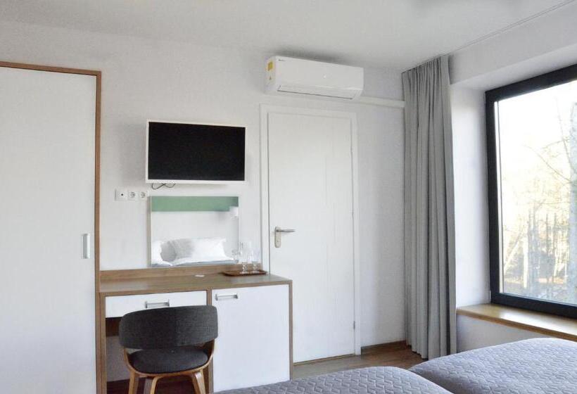 پانسیون Tip Tap Guest House