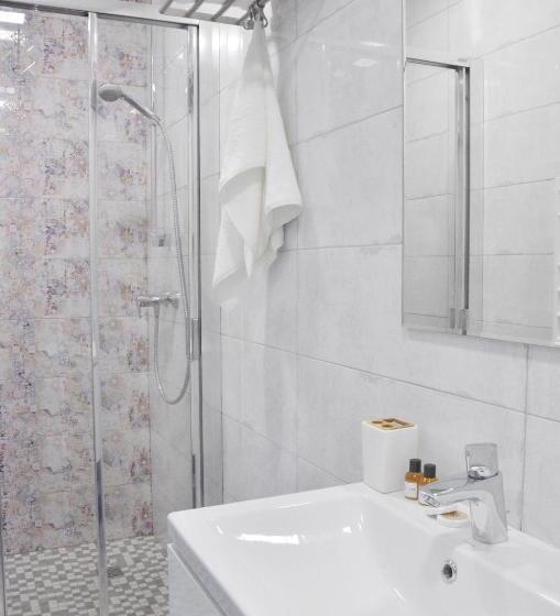 پانسیون Tip Tap Guest House