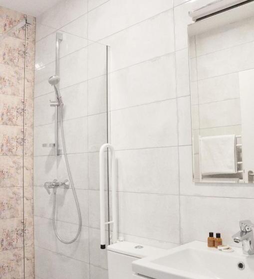 پانسیون Tip Tap Guest House