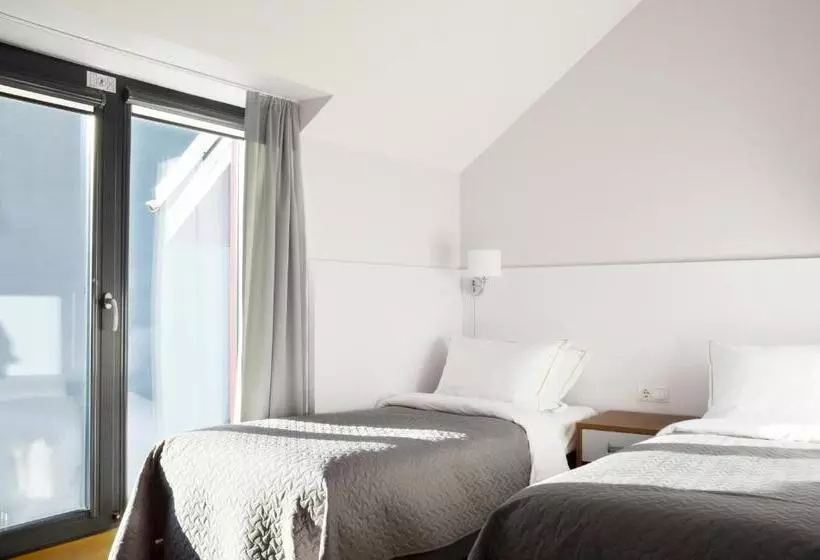 پانسیون Tip Tap Guest House