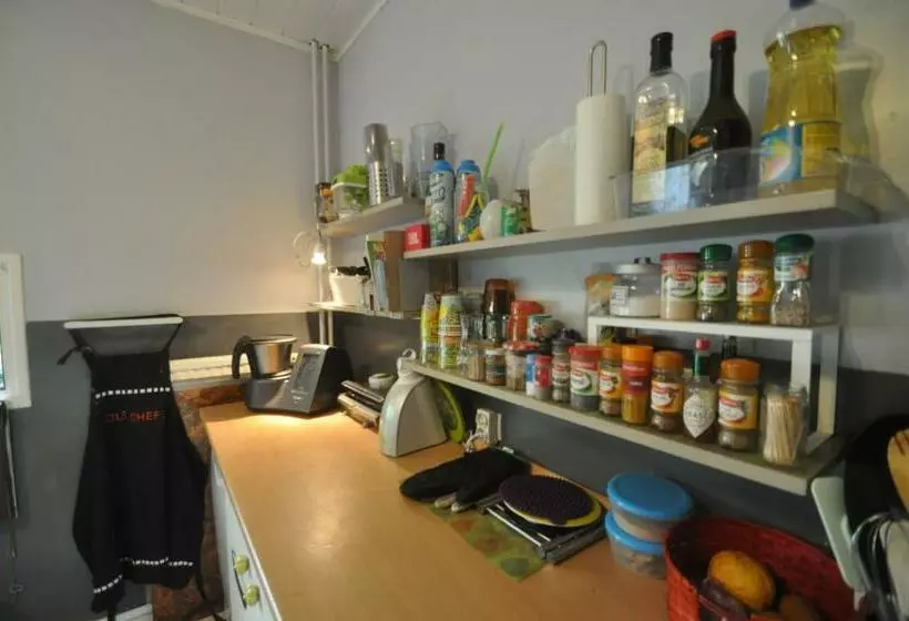 L Auberge Des Travailleurs