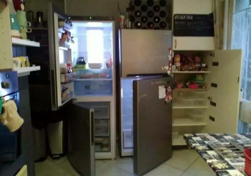 L Auberge Des Travailleurs