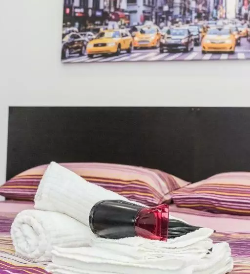 تختخواب و صبحانه Il Mondo In Una Stanza