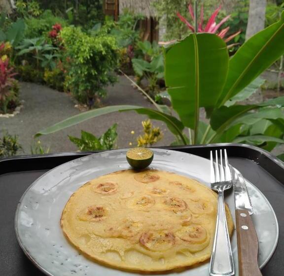 Otel Coconut Tree Cottages